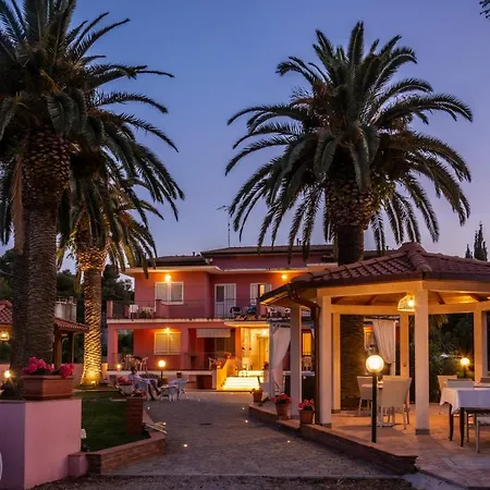 Rosa Порт-Аццурро