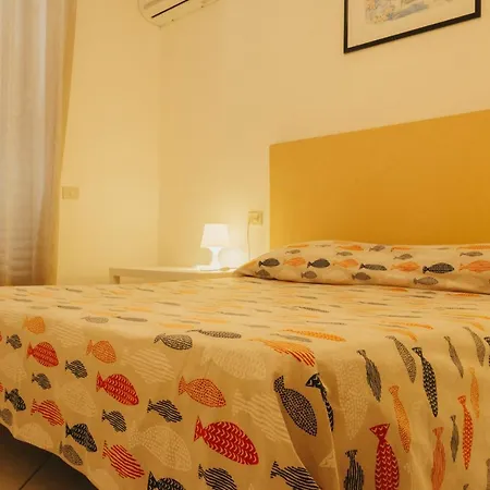 Rosa Hotell 3*