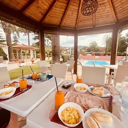 罗莎别墅酒店 酒店 3*