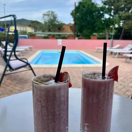 Rosa Hotel 3*