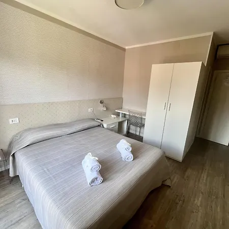 Отель Rosa Порт-Аццурро