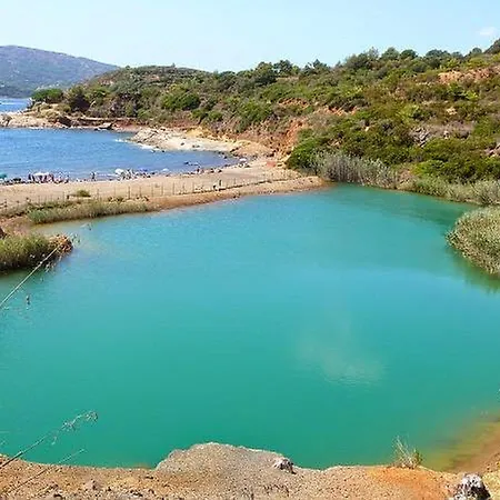 罗莎别墅酒店 3*