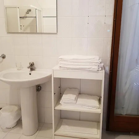 Rosa 3* Porto Azzurro